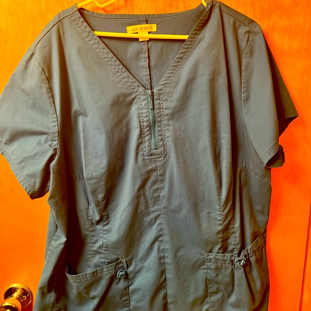 Koi scrub top size 3X